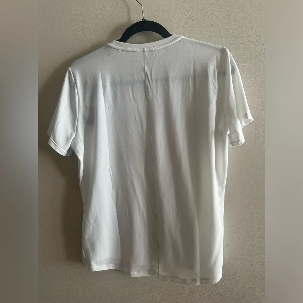 🌟Nike Women’s White Chicago Marathon Finisher 2023 Tee Size L NWT